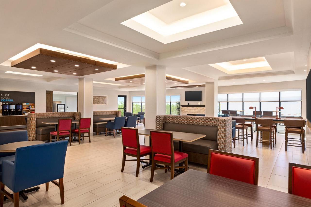 Holiday Inn Express & Suites Denver Airport By Ihg DEN Exterior foto