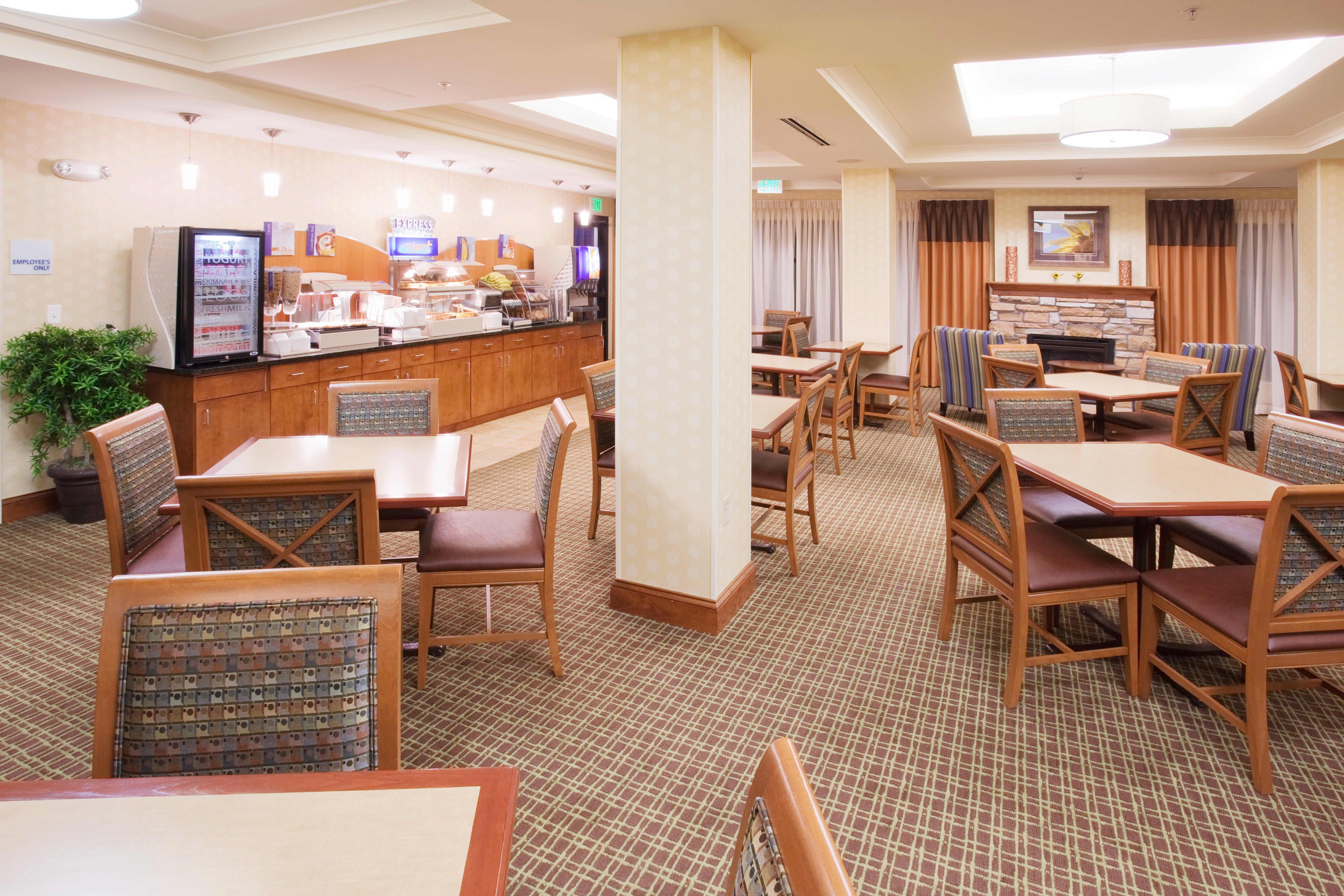 Holiday Inn Express & Suites Denver Airport By Ihg DEN Exterior foto